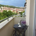 Apartment New & Comfortable In Center
