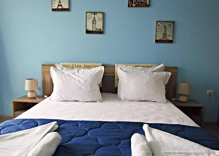 New & Comfortable In Center