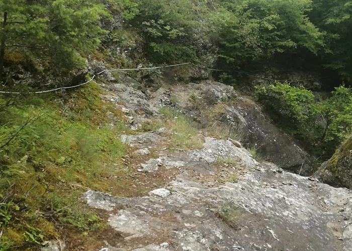 New & Comfortable In Center Yukarı Cuma